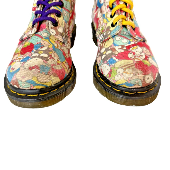 Dr. Martens 50th Anniversary Sanrio Hello Kitty Boots Limited Edition - Picture 9 of 14